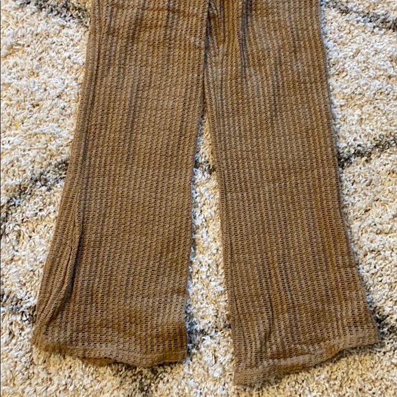 Crotchet Pant Set - Picture 7 of 8